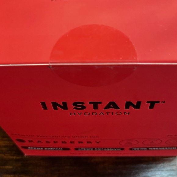 🆕 INSTANT HYDRATION Premium Electrolyte Drink Mix -Raspberry (30 per box) - Picture 10 of 11